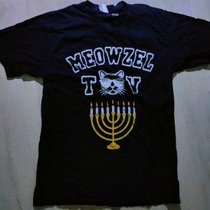 Meowzel Tov Catr T-Shirt